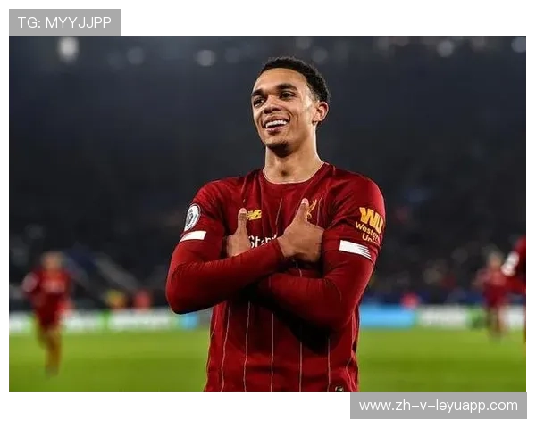 利物浦阿诺德长距离转移球强化精准度